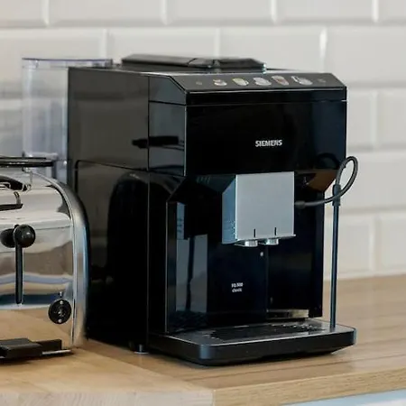 Home, 3 Bedrooms, Private Garden Сasa de vacaciones *