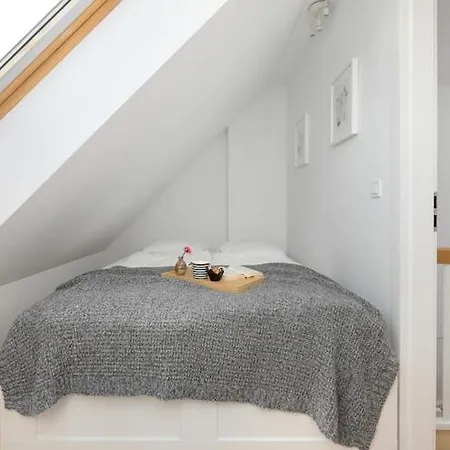 Сasa de vacaciones Home, 3 Bedrooms, Private Garden