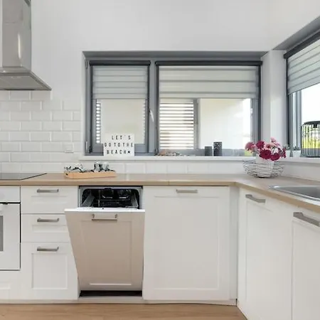 Сasa de vacaciones Home, 3 Bedrooms, Private Garden