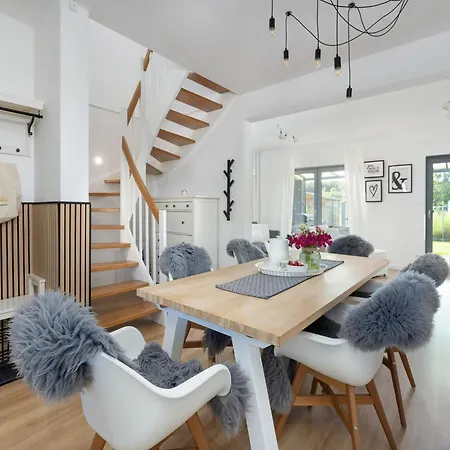 Holiday home Home, 3 Bedrooms, Private Garden