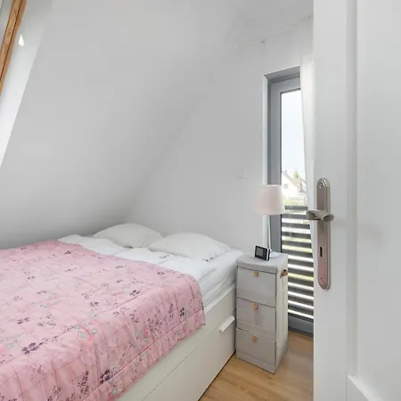 Holiday home Home, 3 Bedrooms, Private Garden