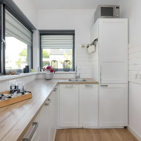 Home, 3 Bedrooms, Private Garden * Trzesacz