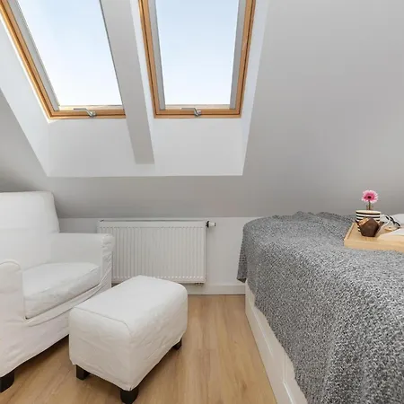 Home, 3 Bedrooms, Private Garden Holiday home *