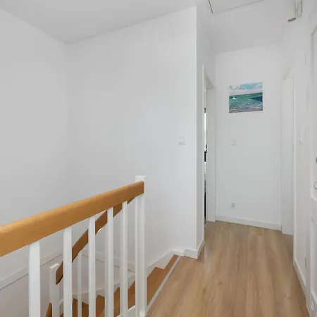 Home, 3 Bedrooms, Private Garden Holiday home Trzesacz