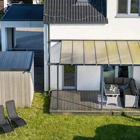 Holiday home Home, 3 Bedrooms, Private Garden