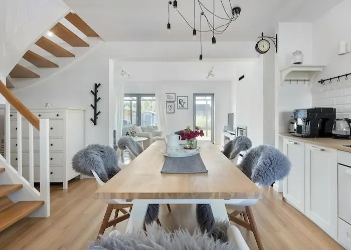 Home, 3 Bedrooms, Private Garden Casa de Férias