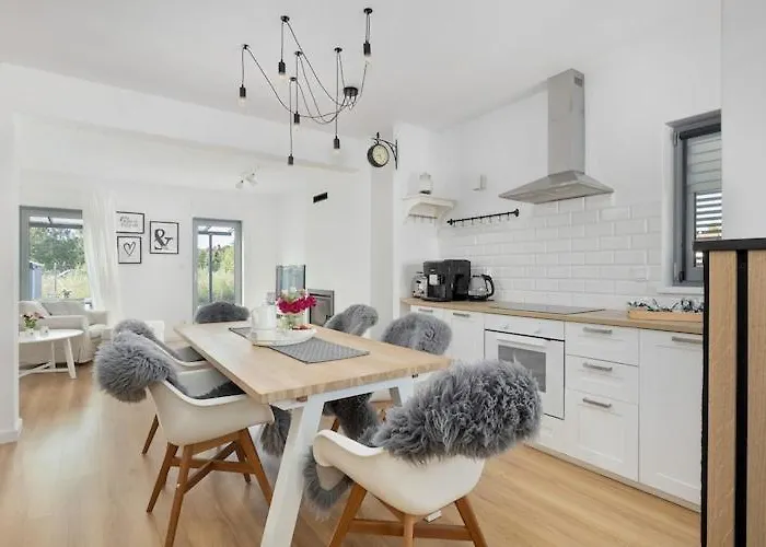 Casa de Férias Home, 3 Bedrooms, Private Garden