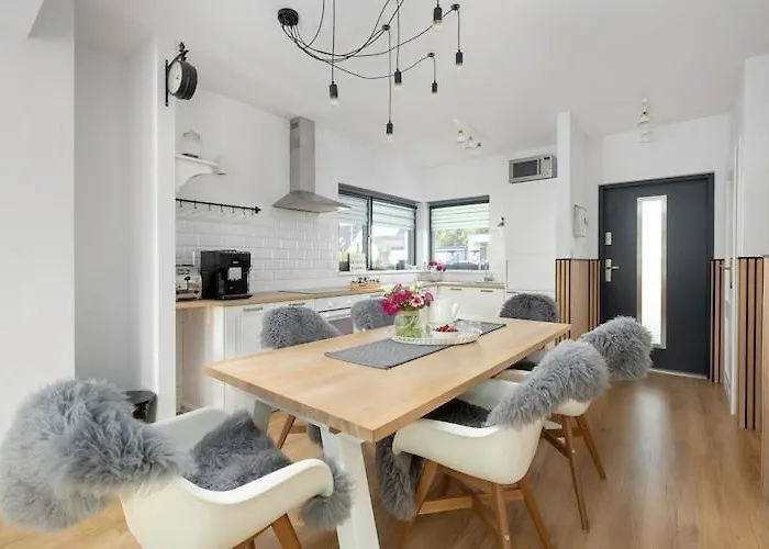 Casa de Férias Home, 3 Bedrooms, Private Garden