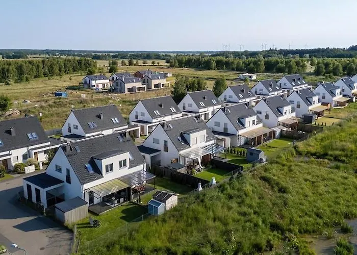 Home, 3 Bedrooms, Private Garden Casa de Férias